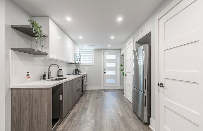 GLOBALSTAY. Fancy Downtown Apartments - Photo 32