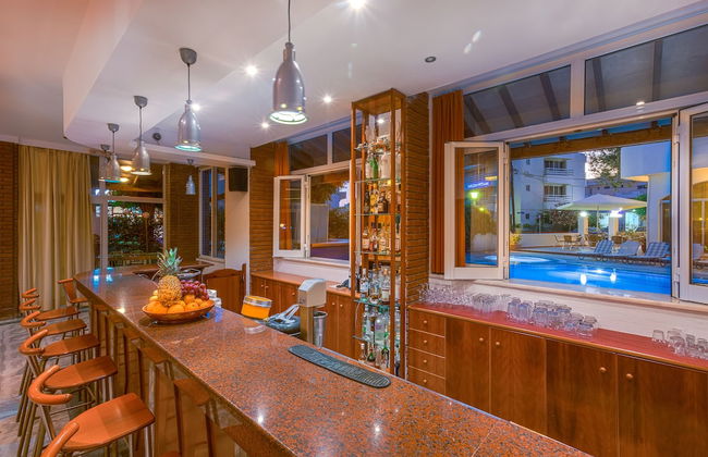 Pavlos Hotel - Photo 39