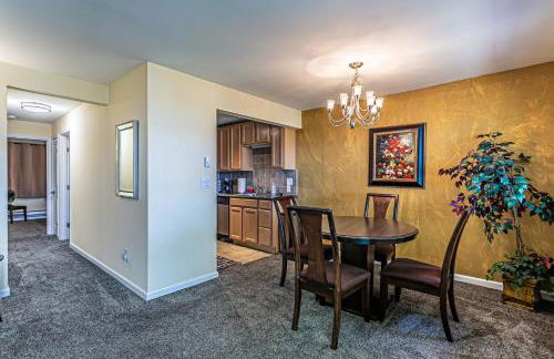 Puget Sound View, Best Area, 2 Baths, 2 Bedrooms, WD, Jacuzzi Bath, New Carpet, Balcony, View, 925sf - Foto 4