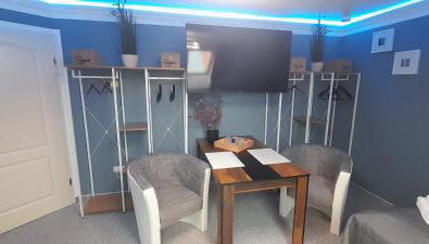 Best-Preis -VIP Lounge- mit Netflix, Self-Check-In, eBike Ladestation, Fahrradraum, WLAN und Netflix - direkt am Elberadweg im Herzen von Wittenberge - Foto 3