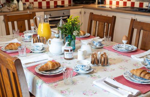 Y Ffermdy Farmhouse - Photo 6