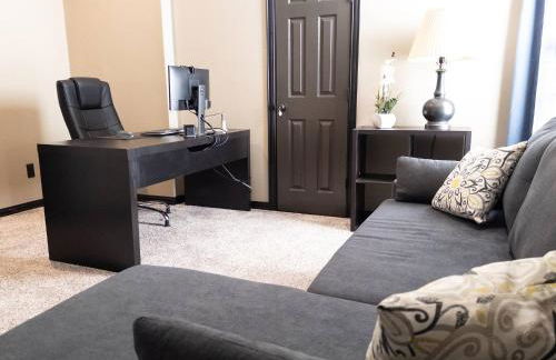 Your Family’s Home Away from Home w/ No Extra Fees - Foto 57