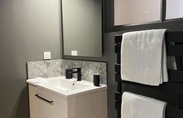 Lucas II Appartement 35 m2 Hôtel Particulier XVII ieme siècle Centre Historique Clermont-Ferrand cathédrale - Foto 19