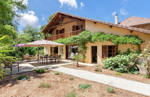 Spacious Farmhouse With Private Heated Pool in a Rustic Garden - Foto 14