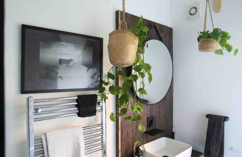 Mid-Century apartment in the heart of Stroud - Foto 35