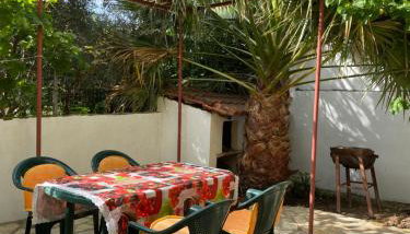 Spiti Eutychia - Foto 2, Garden