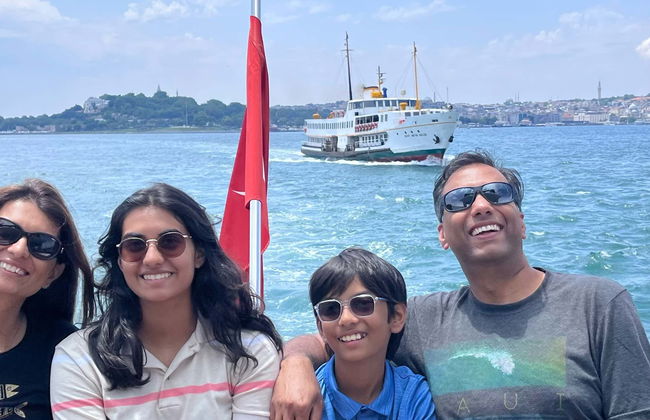 Istanbul Bosphorus Yacht Cruise - Photo 9