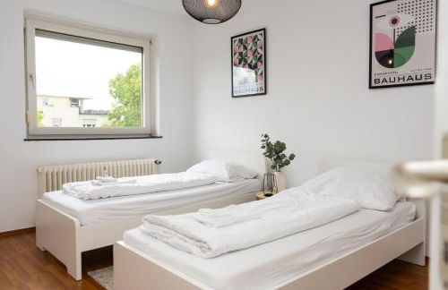 Bremen - 2 bedrooms - balcony - kitchen - Foto 2