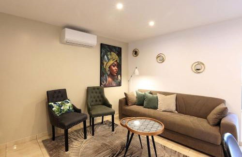 T3-House of the Palm Tree - Photo 1