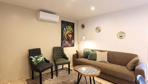 T3-House of the Palm Tree - Photo 1