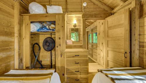 Rustic Cabin with Squam Lake Access and Fireplace! - Foto 5