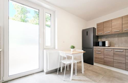 Tolstov Apartments - Monteurwohnungen mit 3 Zimmern , Balkon und Parkplatz - Photo 4