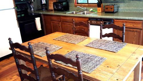 Family-Friendly Cabin Rental Nestled Among the Mountains of Champion, Pennsylvania - Foto 3