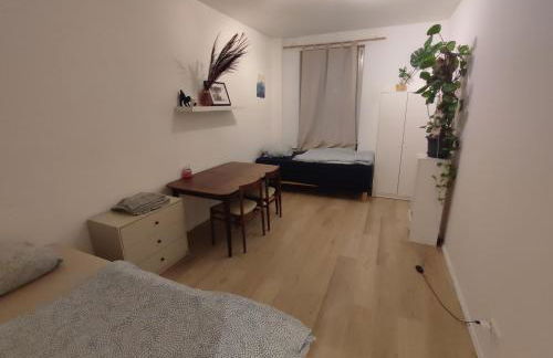 Jungle in Kelkheim for 4 Persons 24 h check in - Photo 3