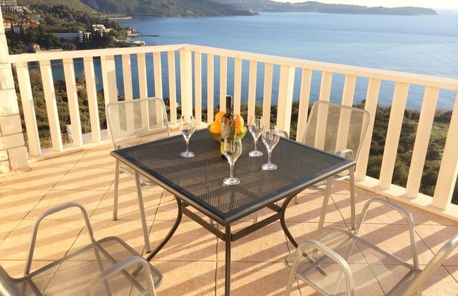 Marnic Apartments - Photo 15