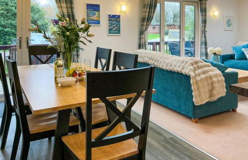 9 Trehawks - Photo 3