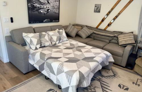 Fireside at The Village - Near Hike/bike! - Photo 7