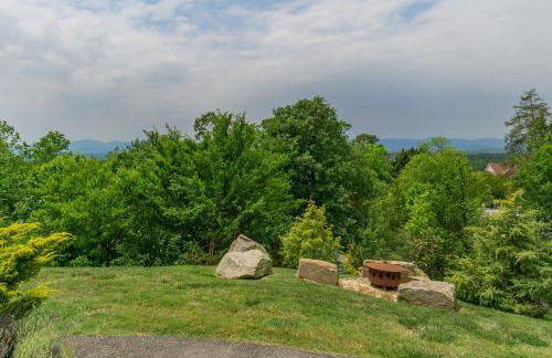 Mountain Over Main Street 5 Min. to Downtown Weaverville, Fire Pit & Views! - Foto 34