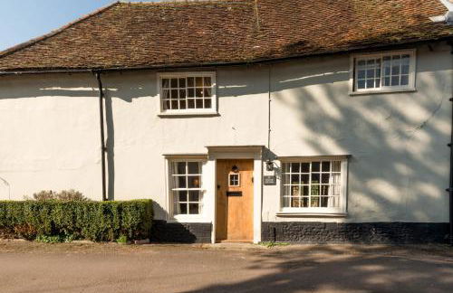 Miller Cottage a luxury 1550's cottage in the Historic centre of Saffron Walden - Foto 1
