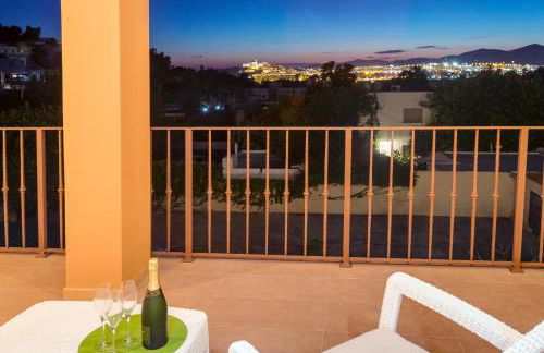 Villa Near Ibiza Town Sleeps 12 - Foto 37