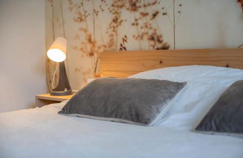 2 homes, pool and beautiful ocean view! - Foto 54