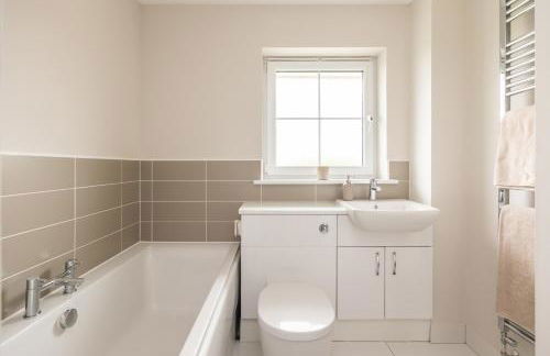 Luxury Detached Home - Foto 35