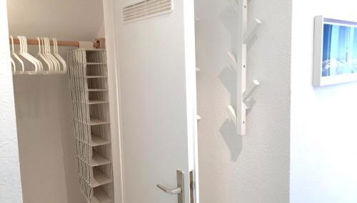 Central Studio with mini balcony - Foto 2, wardrobe