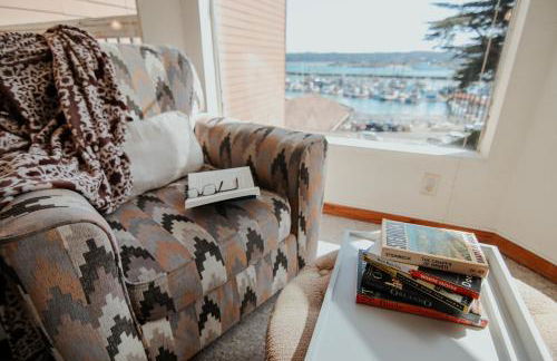 Marina Views! Watch the Boats! Walk to Everything! Unit 3 - Foto 2