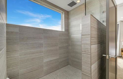 Modern Comfort 3BR Retreat Chefs Kitchen - Foto 41