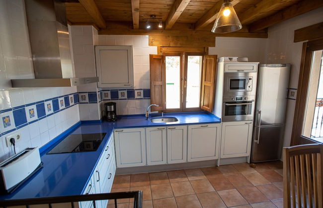 Chalet in Toba Near Montes Obarenes Park - Foto 8