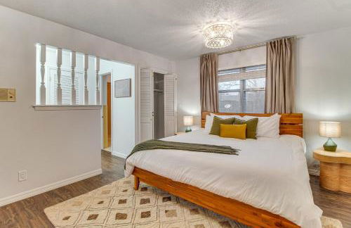 Right Off Route 66 Retro Vinita Home with Game Room - Foto 12