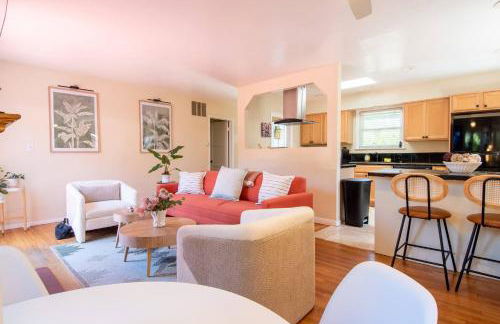 Walk to Beach • La Jolla Home + Free Parking - Foto 3