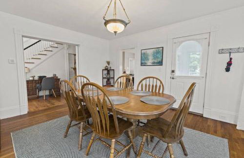 Prime West Hartford Center Location- Historic Gem - Foto 17