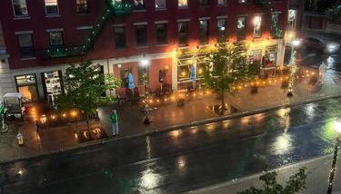 West Market Square View, Historic Hotel DTWN, King Bed, Room # 401 - Foto 5