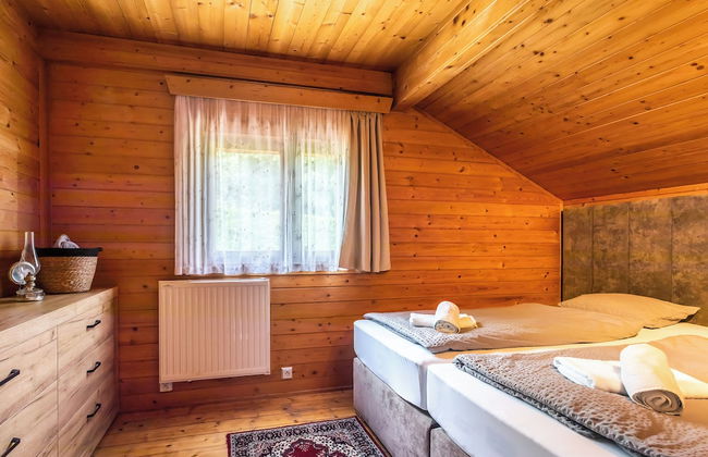 Cottage with pool playground and privacy - Foto 30