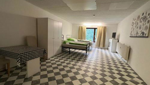 Würzburg Gerbrunn Monteurzimmer Wohnung 2 Etage - Foto 2