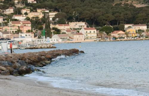 Vue magnifique sur le port appartement 80m2 piscine tennis parking climatisation - Foto 6