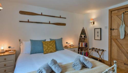 Finest Retreats - Cawsand Cottage - Foto 4, wardrobe