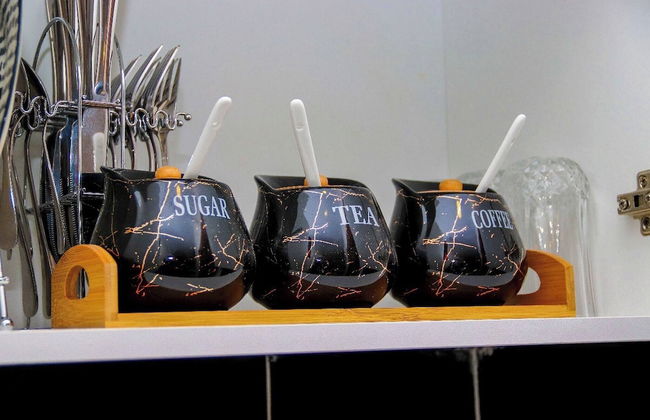 Hedgerow Studio Jkia Airport View Place - Photo 14