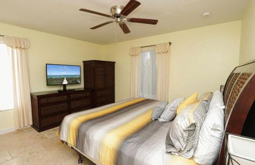 Beautifully Updated, 4 Bedroom Pool Home, 50 Yards to the Beach!! Captiva Escapade - Foto 19