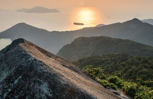 Trilha ao amanhecer no Pico do Papagaio - Foto 1