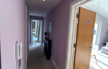 HM112 Penthouse Apartment with Lake View & free Spa Access- Lower Mill Estate Cotswolds - Foto 14
