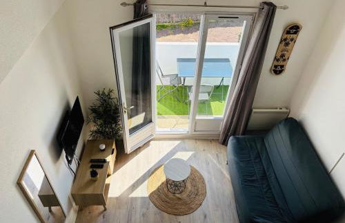 Duplex cosy neuf - wifi - balcon - en bordure de forêt de pins - proche plage - Foto 2