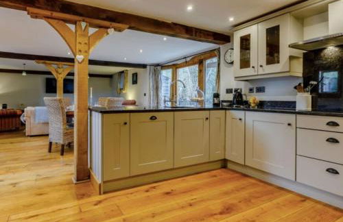 Hot Tub, Stream-Side Garden, Mountain Views, 17thC - Photo 15