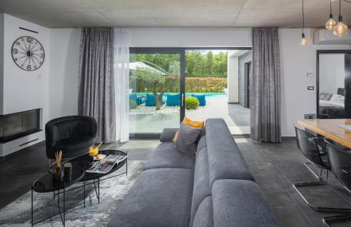 Stunning Home In Sivati - Photo 34