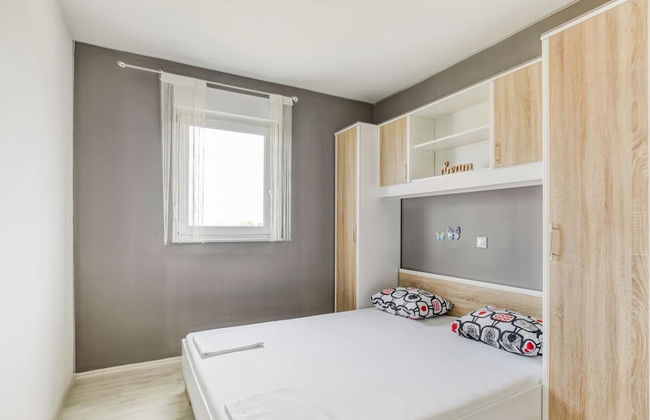 Comfortable Apartment in Novalja near Zrče Beach - Foto 4