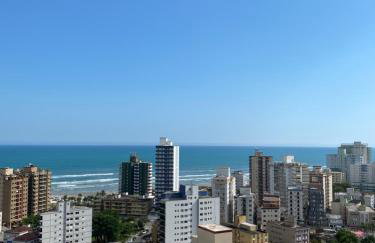 Apto com lazer completo, piscina, ar, mercadinho e pet friendly a 1 min da praia - Photo 24