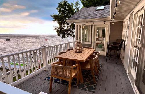 Spectacular Suttons Bay Stay - Game Room Kayaks Pizza Oven & More - Foto 4