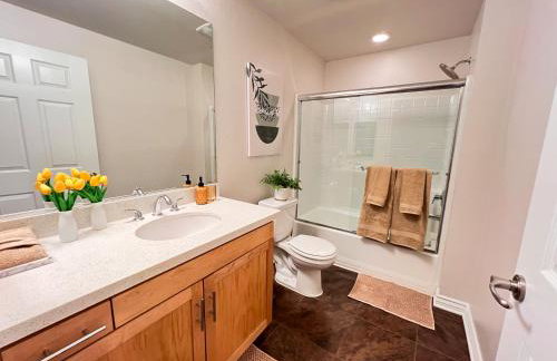 Beautiful 2 BD 3 Beds in Heart of Encino 105 - Foto 22