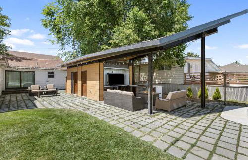 Lakefront Washington Home with Private Pool and Sauna - Foto 28